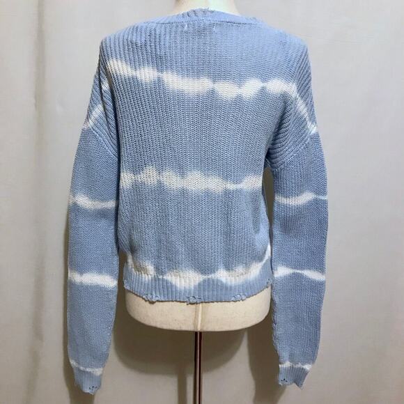 Ultra Flirt NWT Tie Dye Distressed Sweater Juniors S - Picture 7 of 10